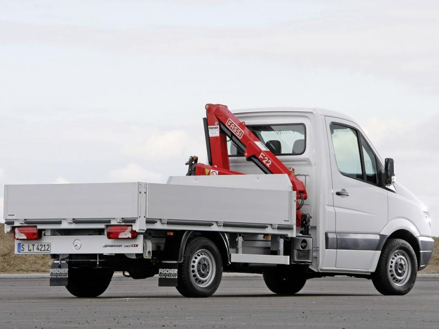  Mercedes-Benz Sprinter Dropside 2006 года  (фото 8 из 18)